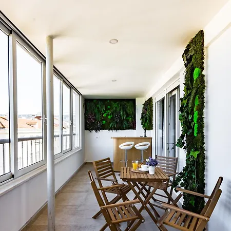 Apartman Penthouse With View In Center