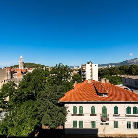 Penthouse With View In Center Daire *