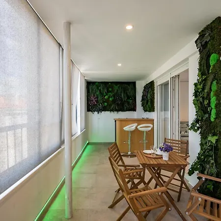 Penthouse With View In Center Daire *