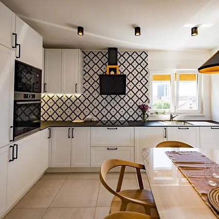 Apartmán Penthouse With View In Center Split