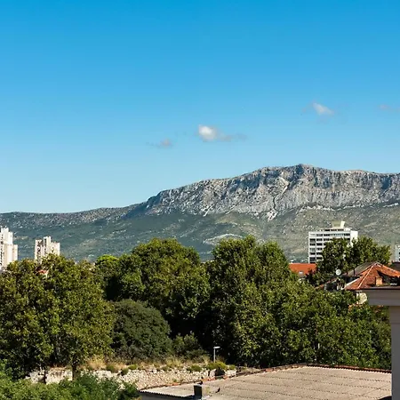 Penthouse With View In Center ספליט