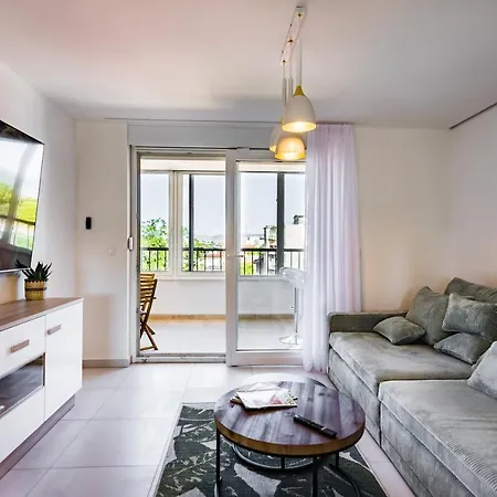 Penthouse With View In Center Daire *