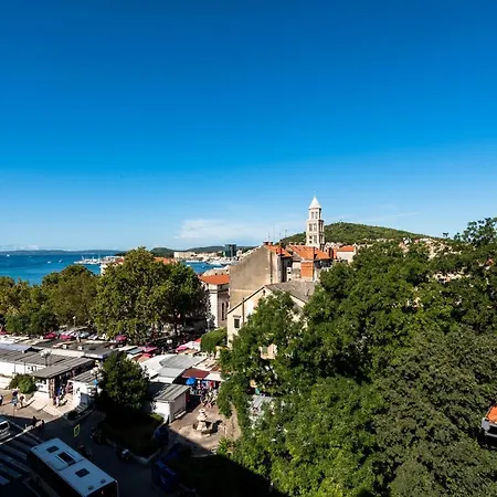 Penthouse With View In Center * ספליט