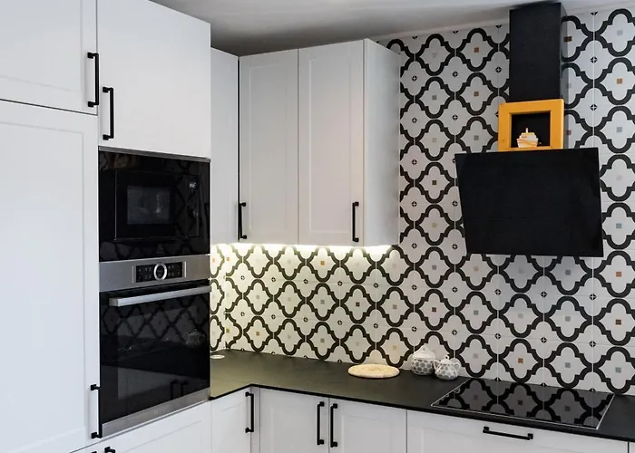 Penthouse With View In Center * Split